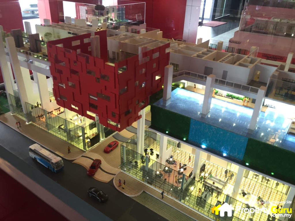 001 Zeta Residence @ One South - Red Cube