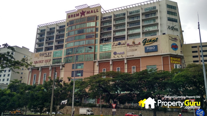 011Lakeville- Brem Mall