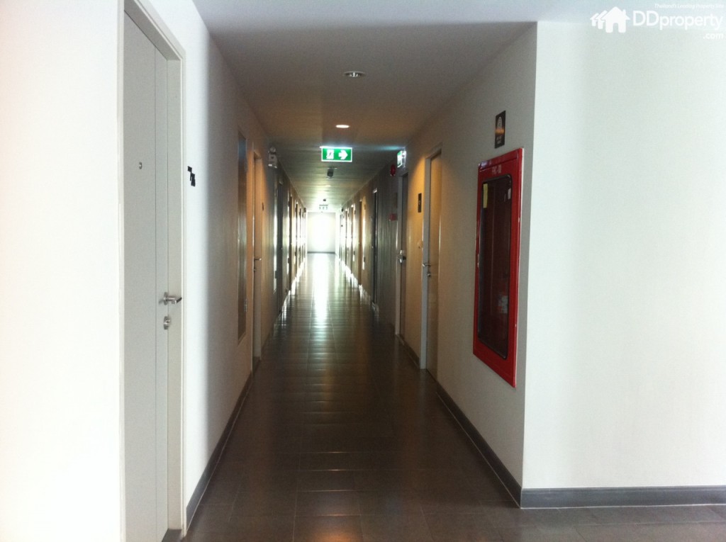 โถงทางเดินภายในตัวอาคาร 