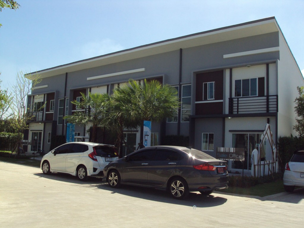 Lio Ratthanathibet -Westgate