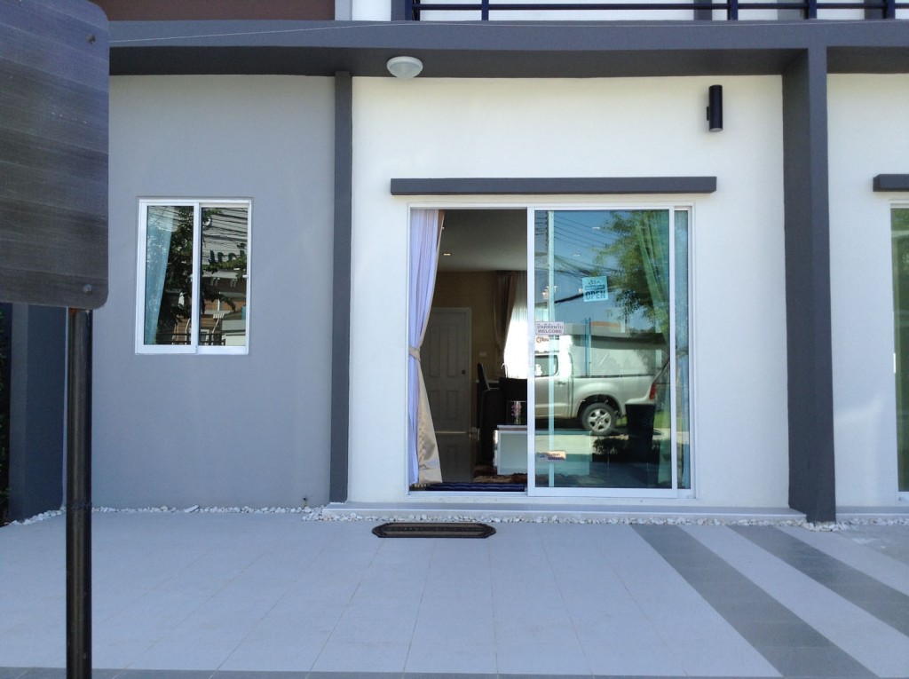 Lio Ratthanathibet -Westgate