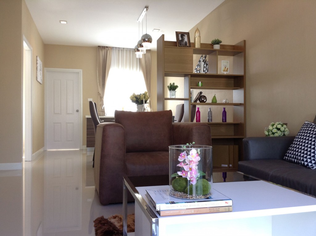 Lio Ratthanathibet -Westgate