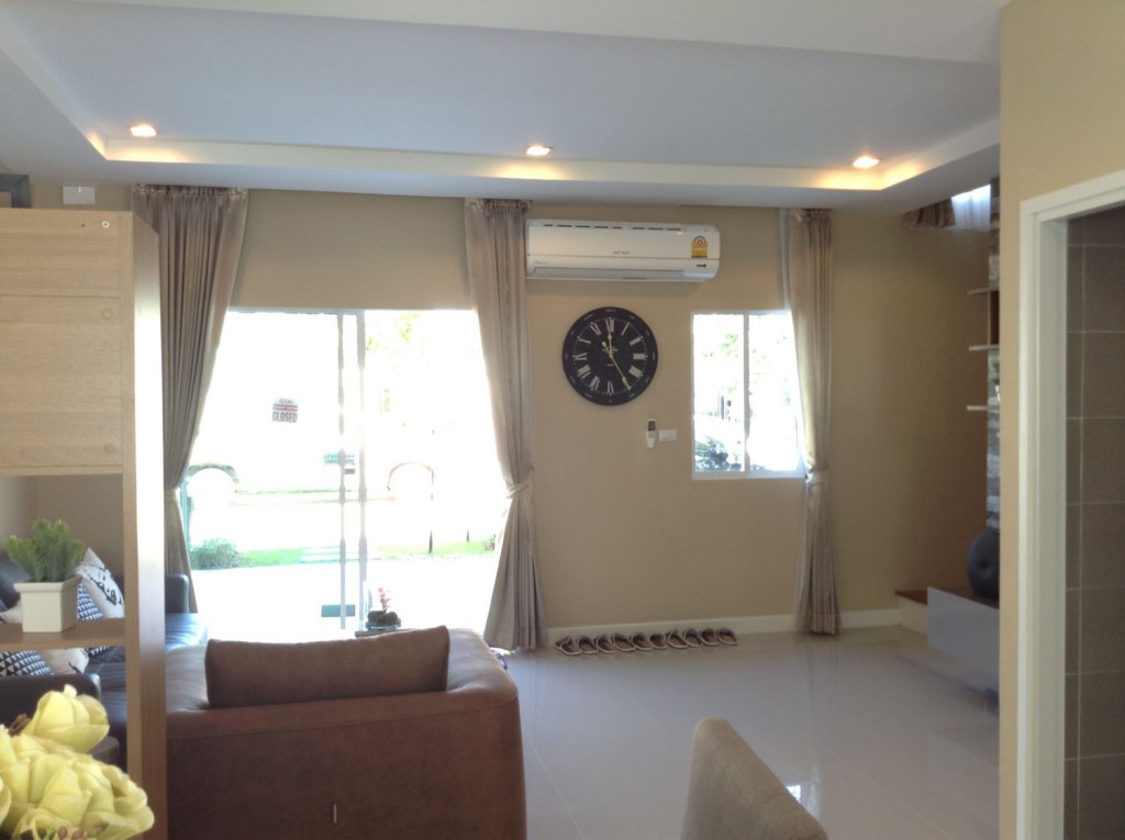 Lio Ratthanathibet -Westgate