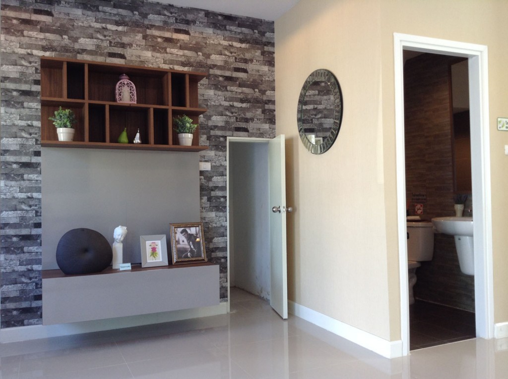 Lio Ratthanathibet -Westgate