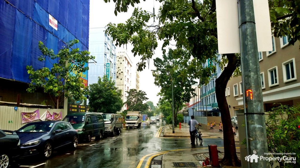 Lorong 20 toward Guillemard Road