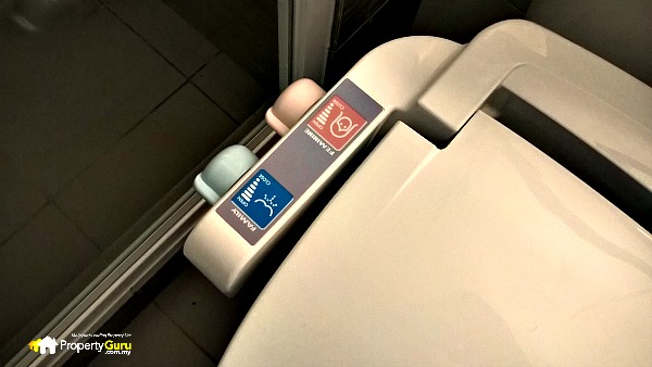 Molek Pulai 024 Close Up of Jap Styled Toilet Attched Bathroom Molek Pulai