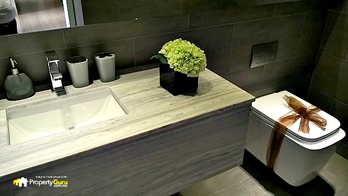 Seventh Cove 022 Type C4 Master Bathroom