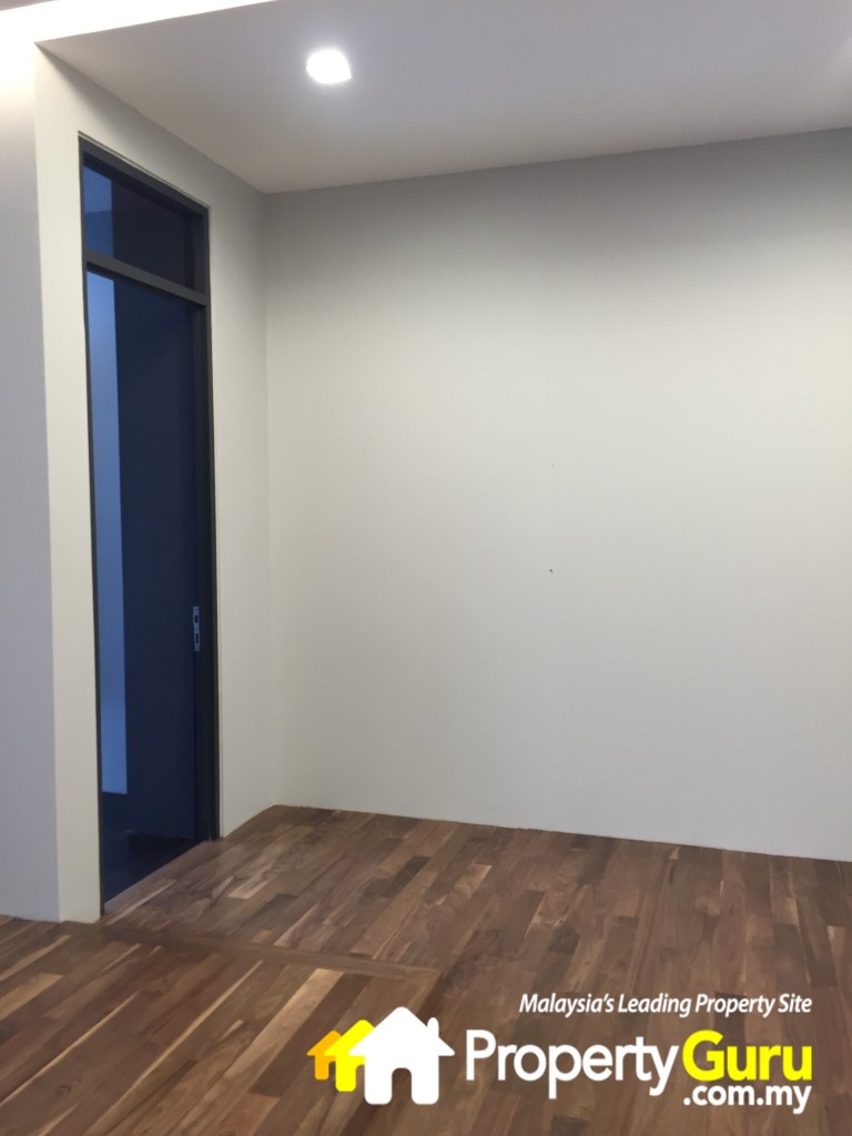 bennington sales C6IMG_2301