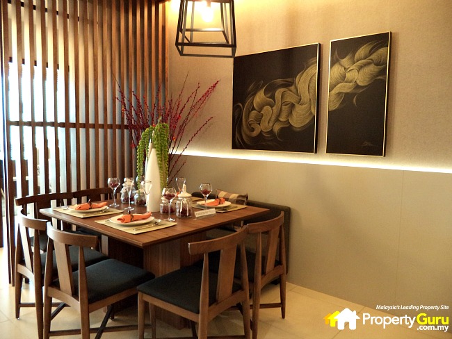 The dining area of a semi-furnished 2+1 show unit. The partition won’t be there in the actual unit