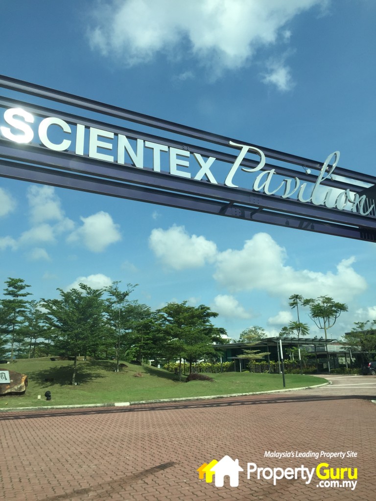 garden welcoming dome IMG_2576