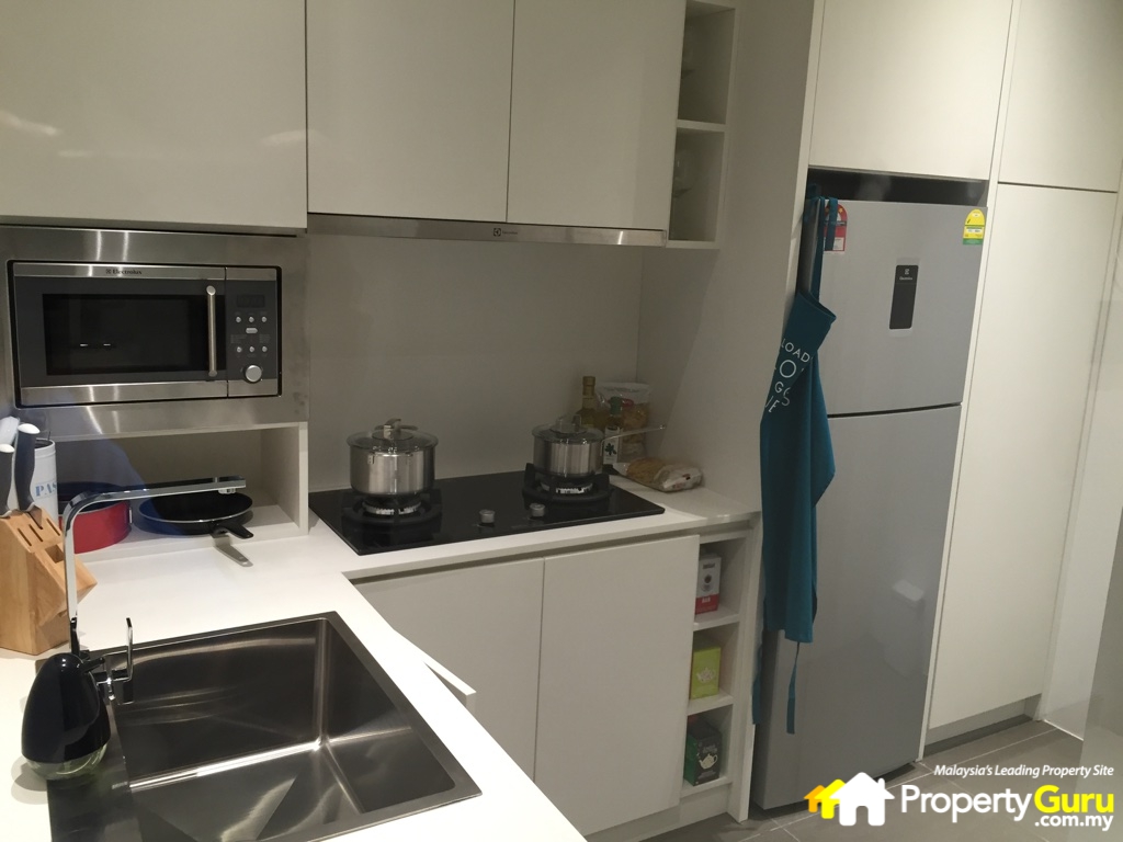 004 Lumi Tropicana - Kitchen