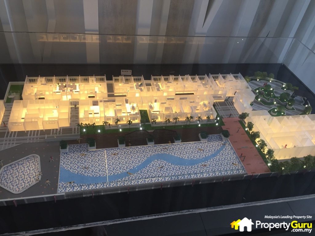 010 The Lead Residences - Facilities Scale Model