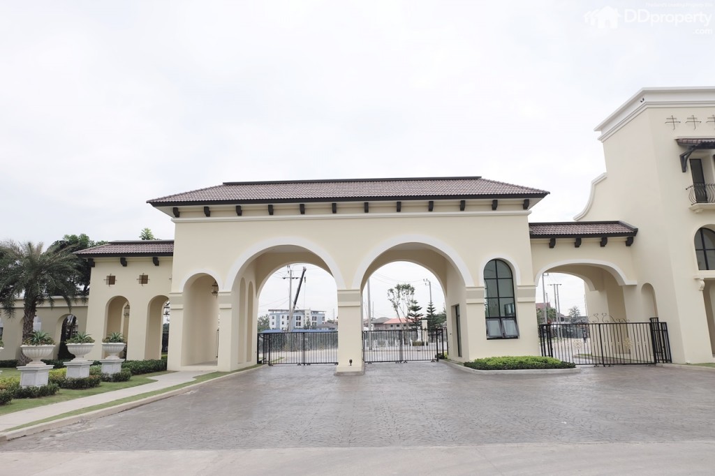 21 Golden Village PicDSCF1378-154