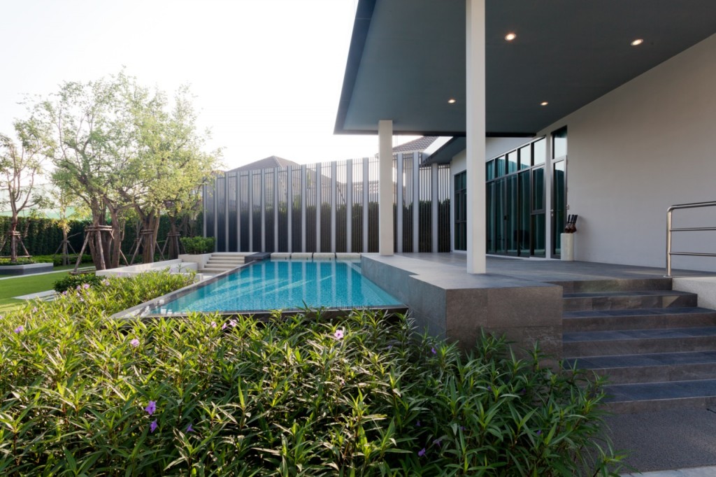 สำนักงานขาย  (ในอนาคตจะถูกเปลี่ยนเป็นคลับเฮ้าส์)