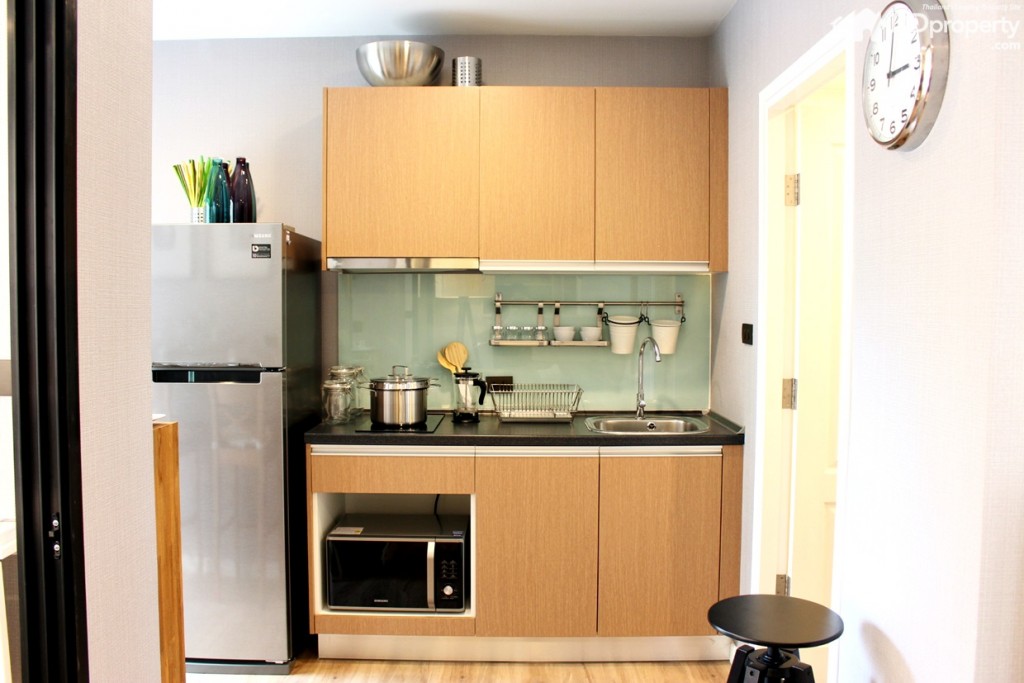 พื้นที่ห้องครัวกว้าง 2.3 x 3.4 เมตร