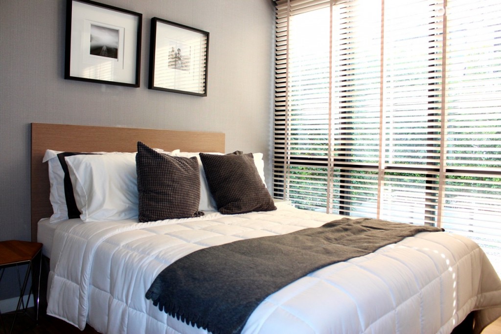 ห้องนอนขนาด 2.95 x 2.95 เมตร