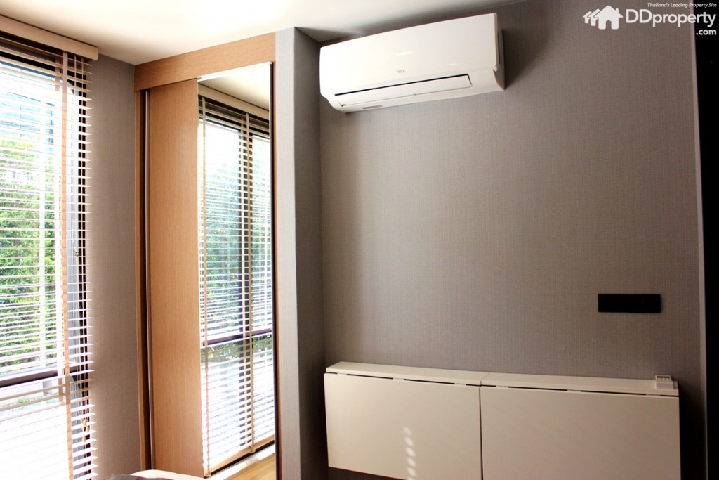 พื้นที่ด้านหน้าปลายเตียง