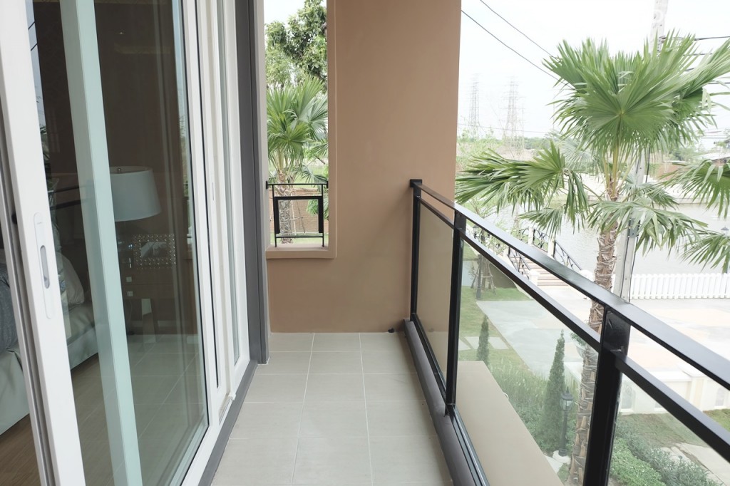 Golden Village PicDSCF1264-050