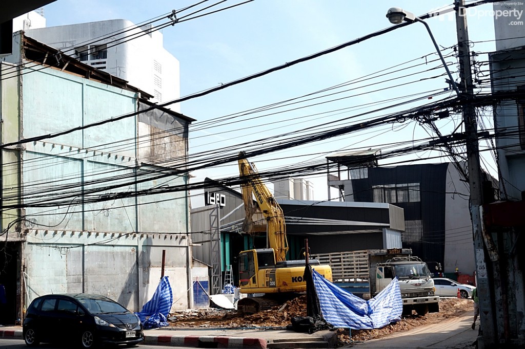 Ideo Thapra - interchange DDproperty29 DSC04617-014