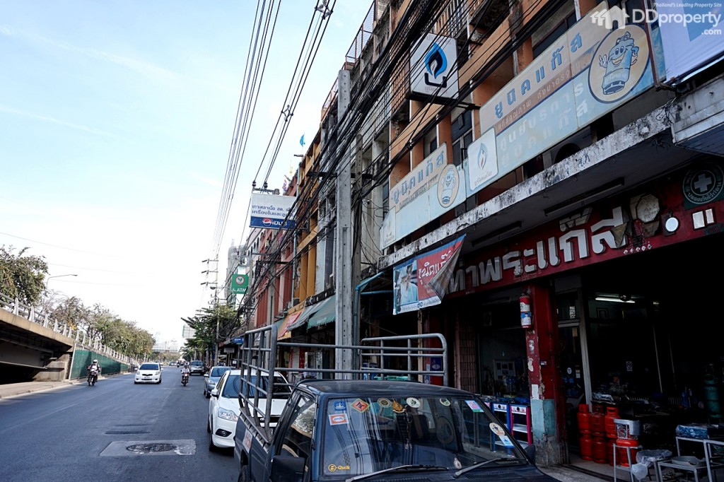 Ideo Thapra - interchange DDproperty7 DSC04607-003