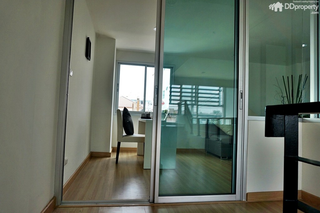 ชั้นลอยจะมีห้องอเนกประสงค์ไว้รองรับการใช้งาน