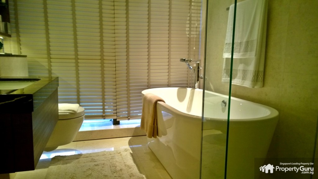 Marina One Residences 4BR Master bathroom with bathtub