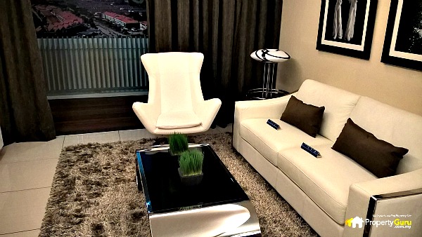 Molek Pine 4 Close Up Living Area Sofa