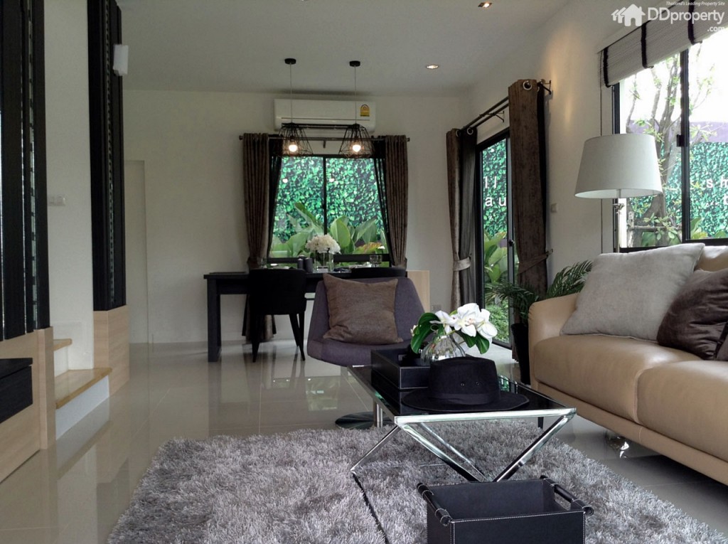 Thana Village 2 Bangyaip100