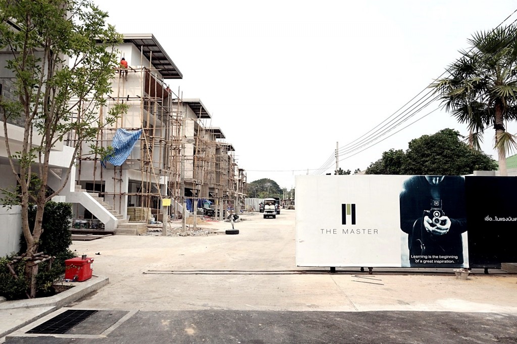 The Master_Exterior7 The Master PicDSC03431-240-009