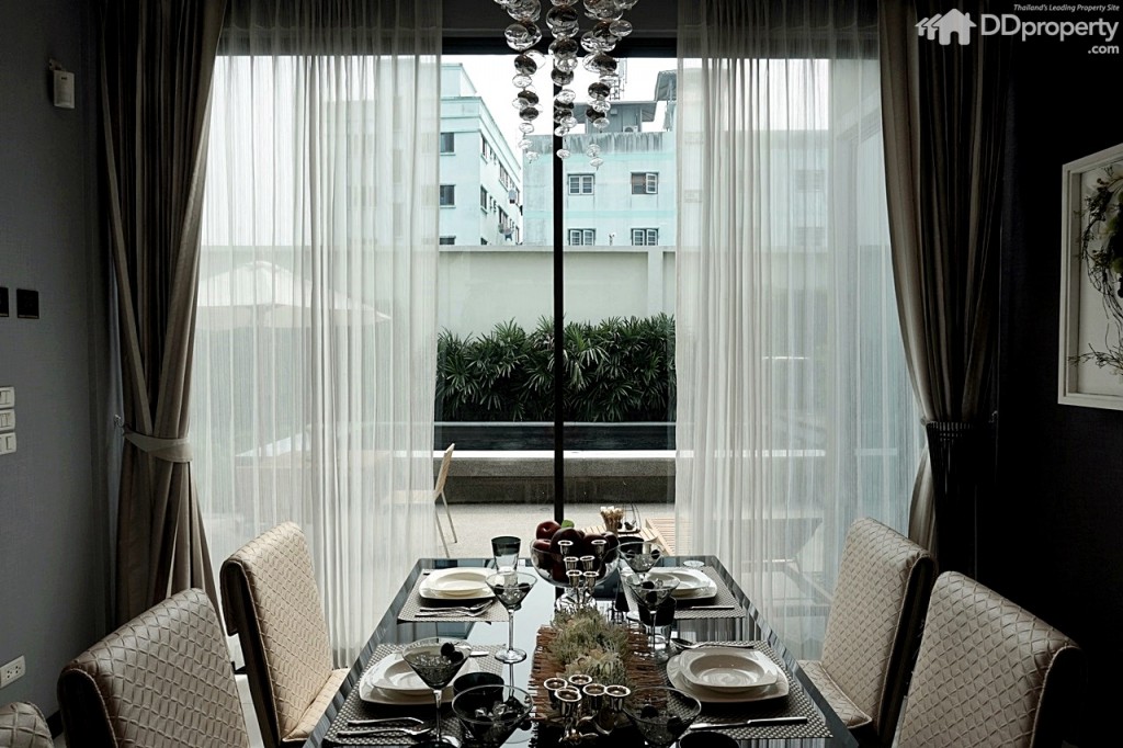 The Master_Interior15 The Master PicDSC03294-104-018