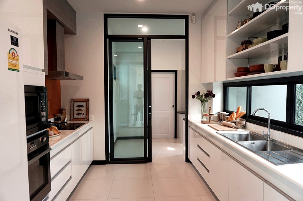 The Master_Interior25The Master PicDSC03322-132-030