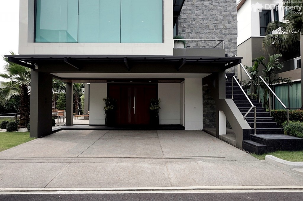 The Master_Interior3 The Master PicDSC03258-068-004