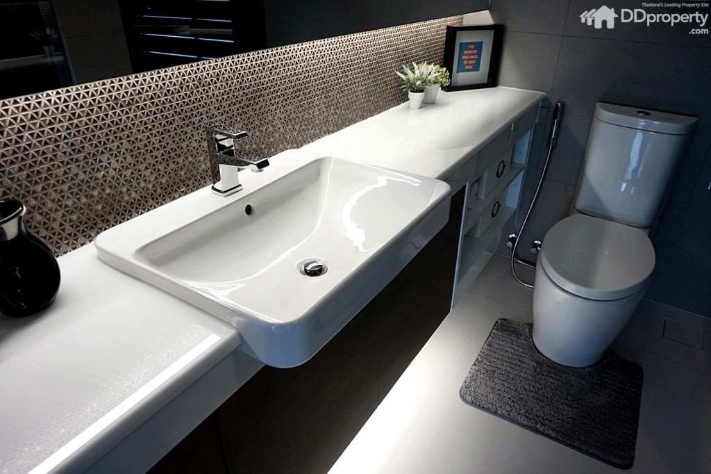 The Master_Interior67The Master PicDSC03409-218-074