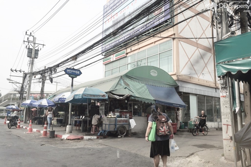 The Master_LocationThe Master PicDSC03232-042-012