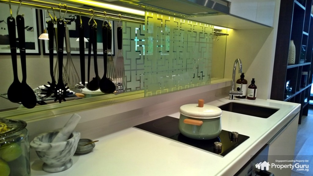 The Orient 2BR cooking area