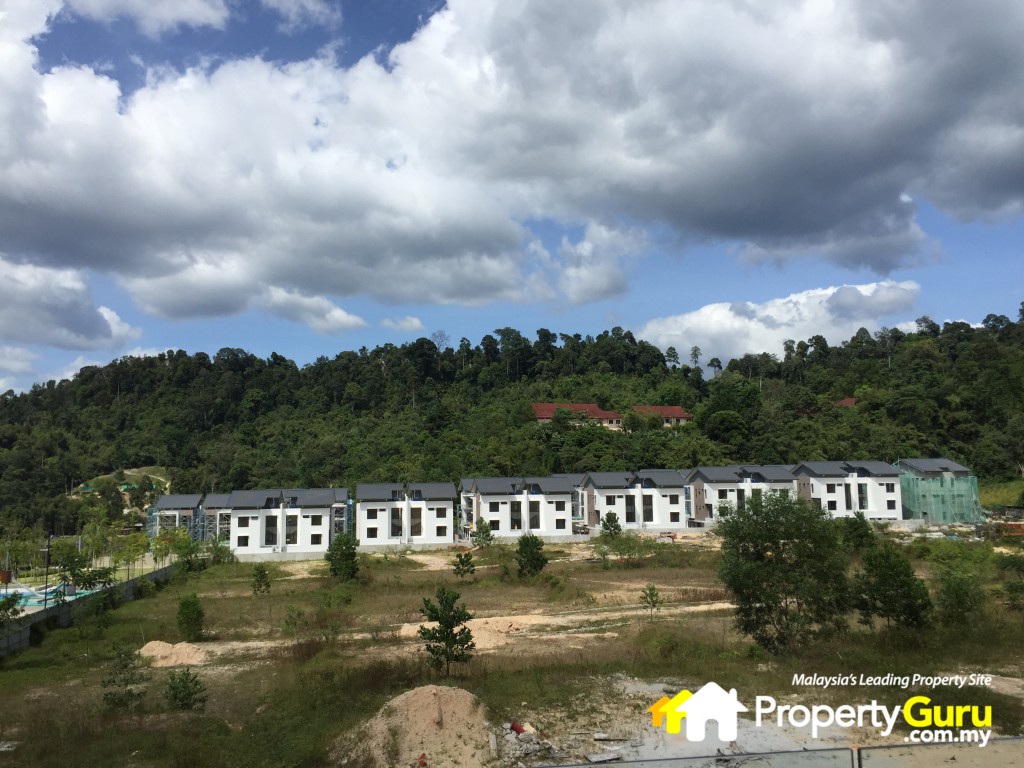 debunga masterbedroom view 2IMG_4618