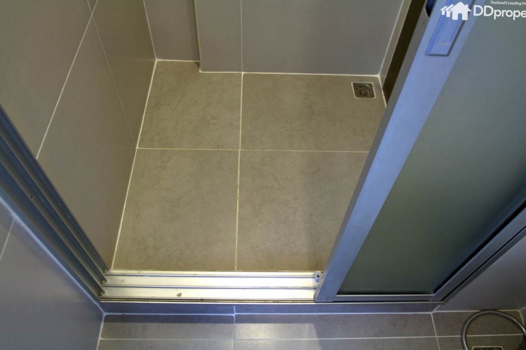 ฉากกั้นห้องน้ำแยกส่วนเปียก-แห้ง