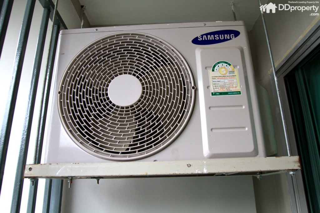 คอมเพรสเซอร์แอร์ติดตังแบบแขวนลอย