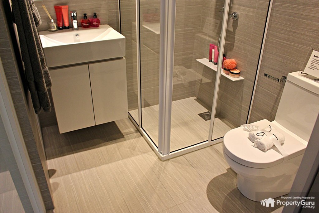 sky vue common bathroom 2 BR