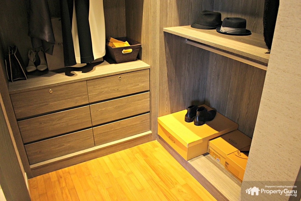 sky vue wardrobe 3 BR