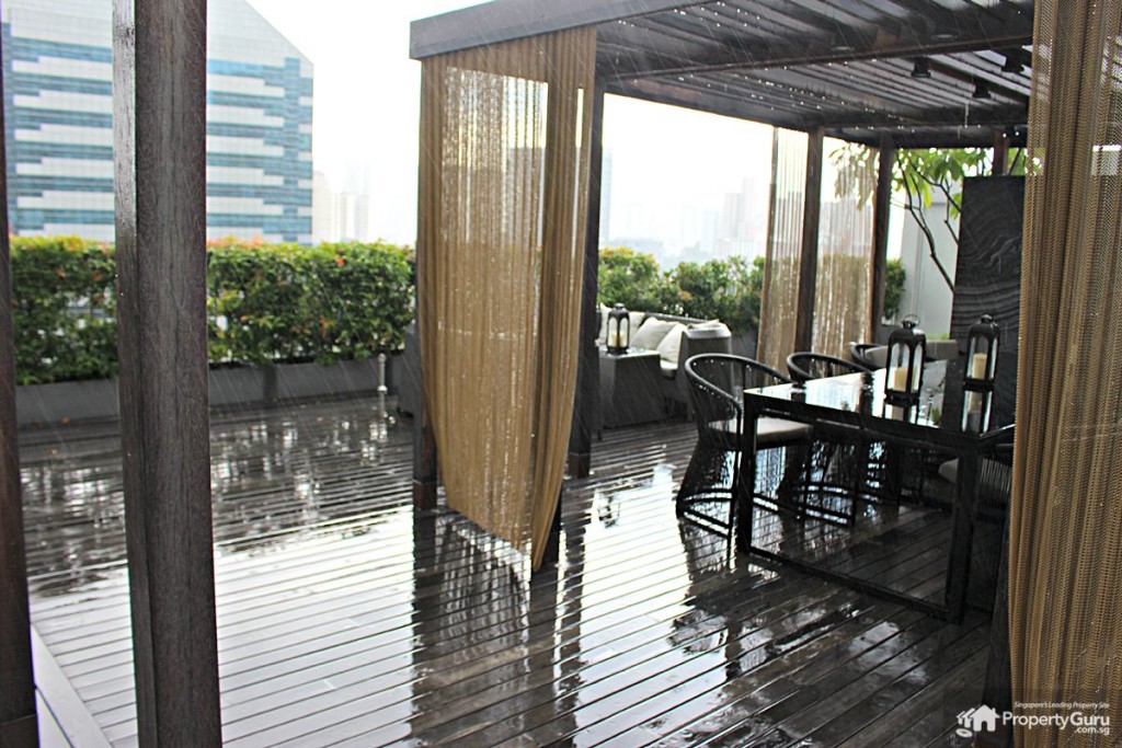 the interlace roof garden lounge 4 BR