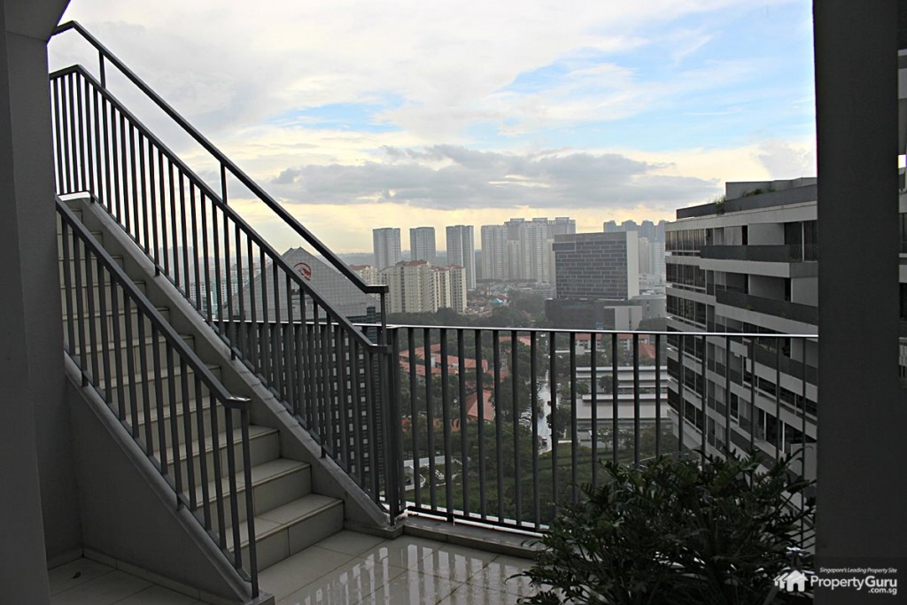 the interlace staircase 3 BR