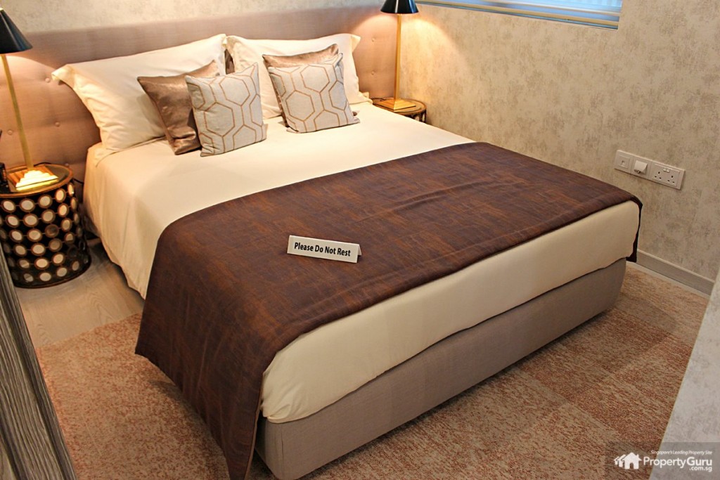 the terrace common bedroom queen