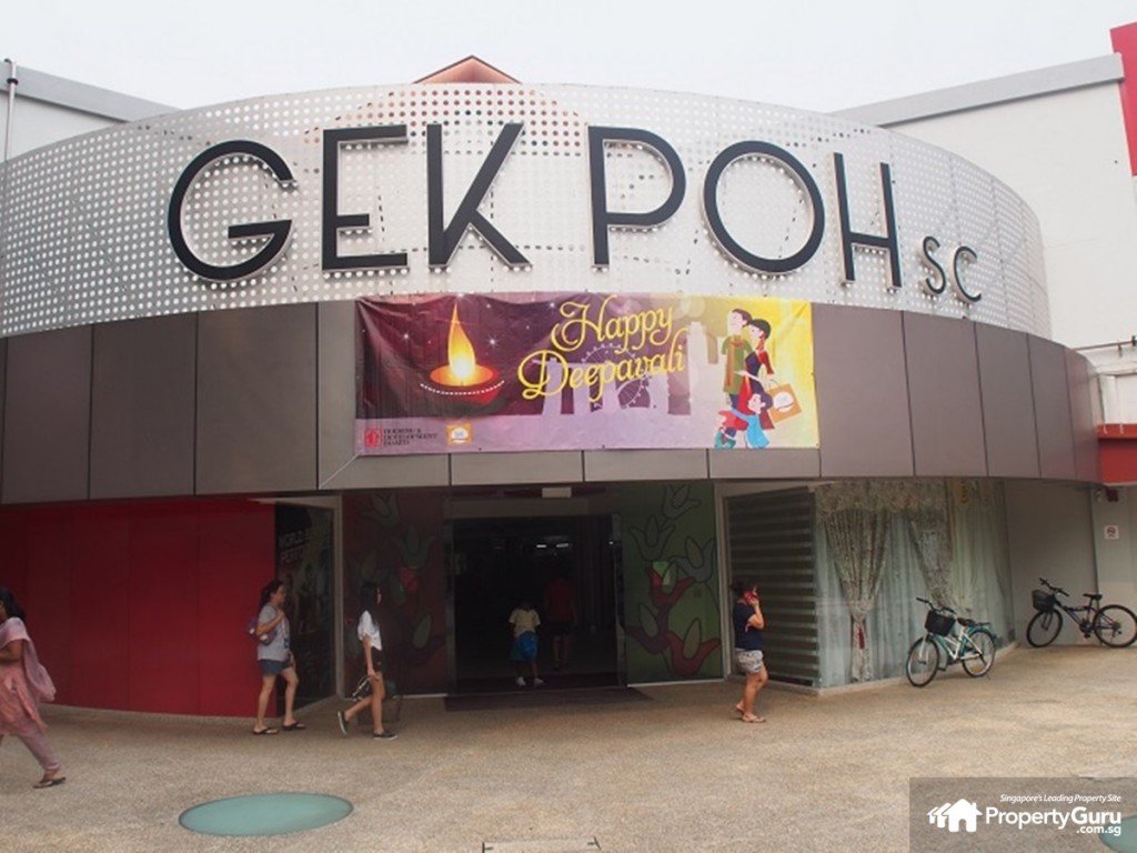 nearby malls, amenities, entertainment, leisure