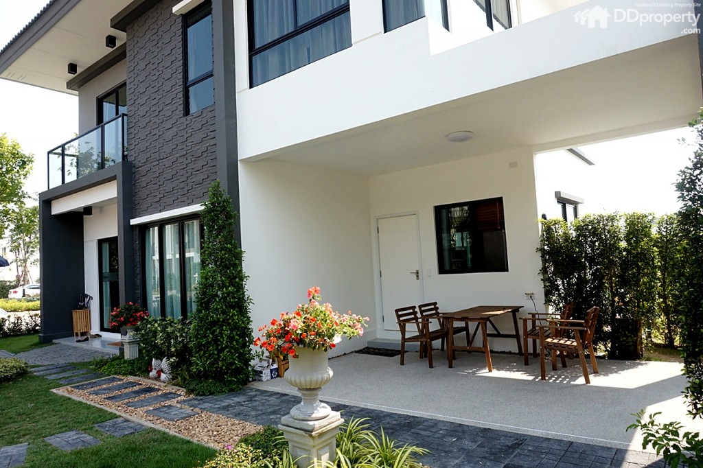 1 TheTrust-Ratchapruk-RattanatibetDSC05291-035