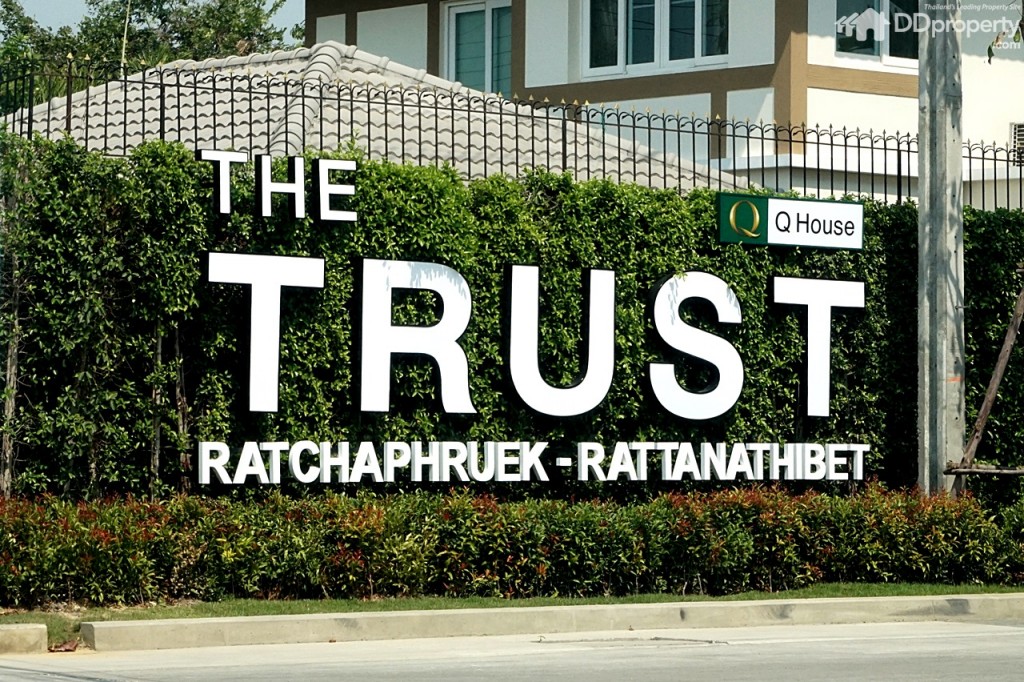 2 TheTrust-Ratchapruk-RattanatibetDSC05275-032