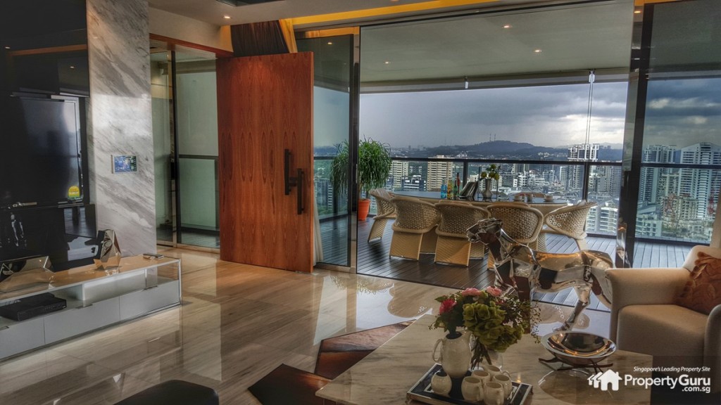 An expansive livinrg room with an impressive view