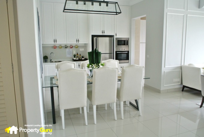 3 Wisteria C 2449sq ft dining