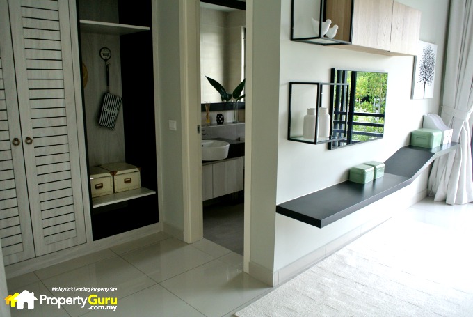 The other side of the master bedroom leading to the ensuite bath