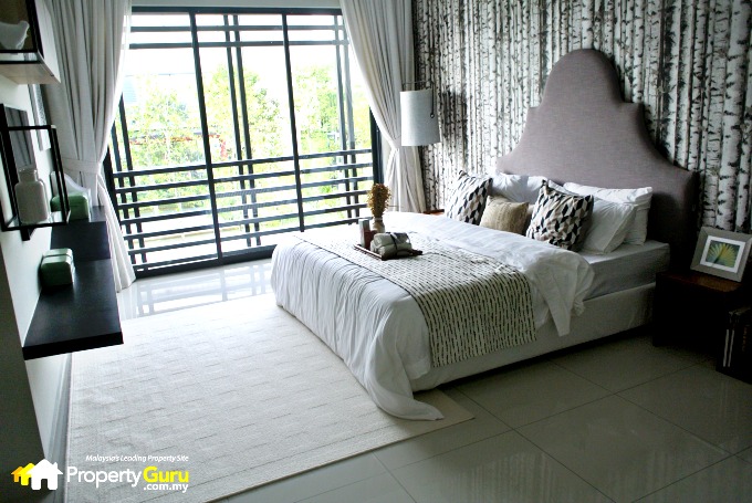 6 Wisteria B 2388sq ft master bedroom